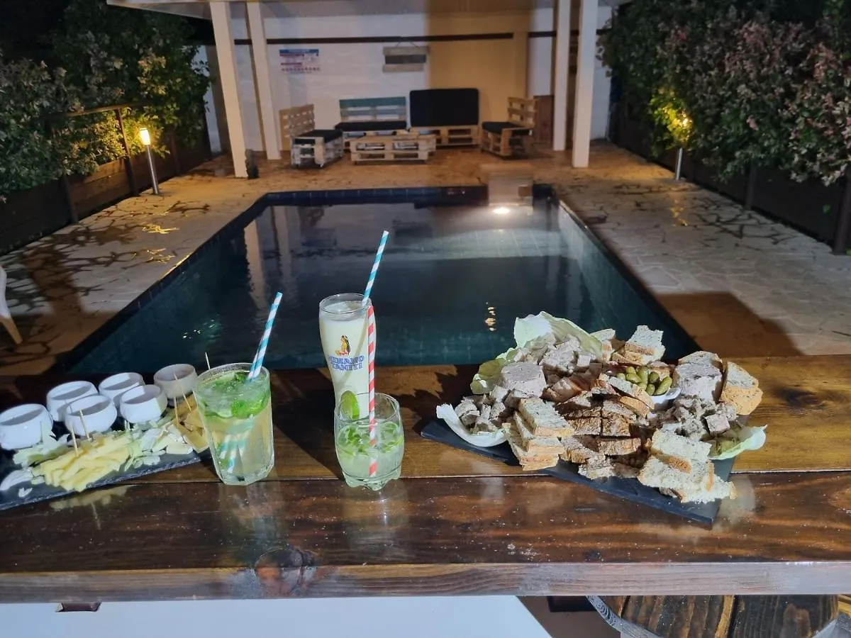 Pension Anapa Lodge - Moorea Vaianae 0*,  Polinezja Francuska